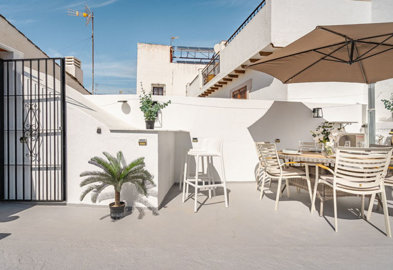 2-5bd7b9d04b45e33852eaf0ec6670150d