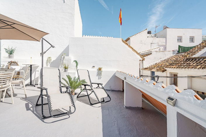 Image No.22-2 Bed Property for sale