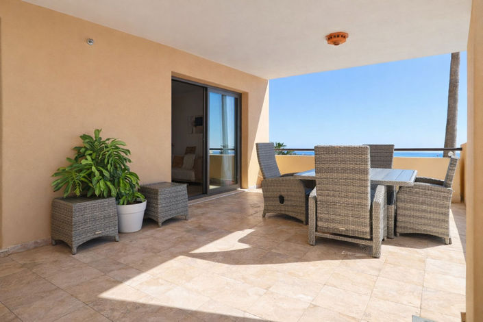 Image No.10-2 Bed Property for sale