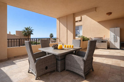 11-20939a0134ad724a8cb2a801094d15a4