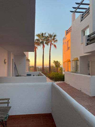 Image No.1-Appartement de 2 chambres à vendre à Estepona