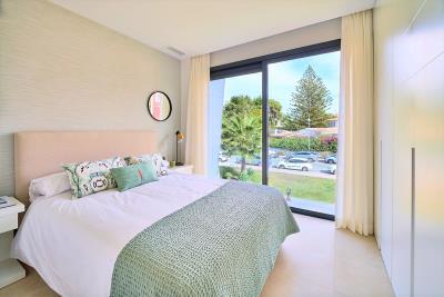 28-Bedroom