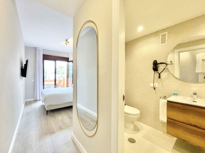 Image No.8-Appartement de 2 chambres à vendre à Benahavis