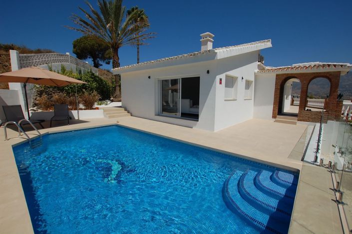 Image No.1-3 Bed House for sale
