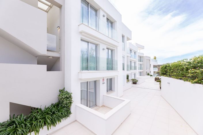 Image No.1-2 Bed Apartment for sale