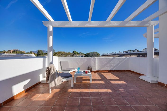 Image No.1-Maison de ville de 3 chambres à vendre à Estepona