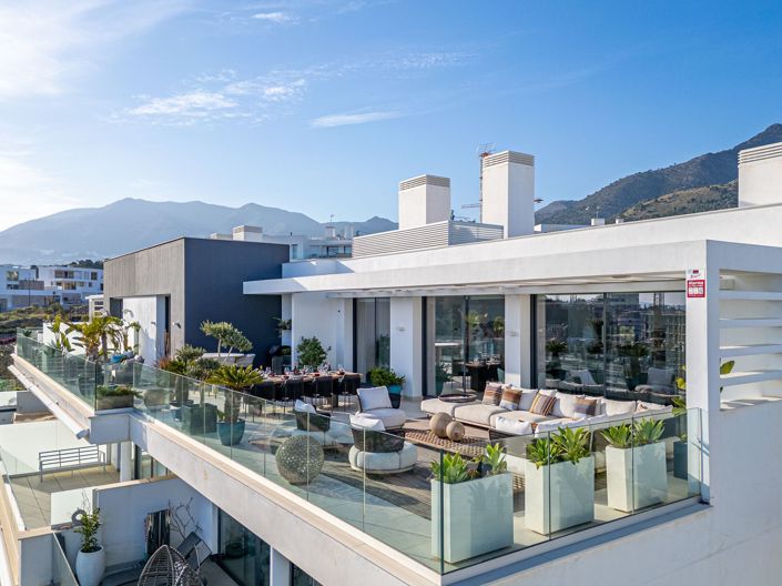 Image No.1-3 Bed Penthouse for sale