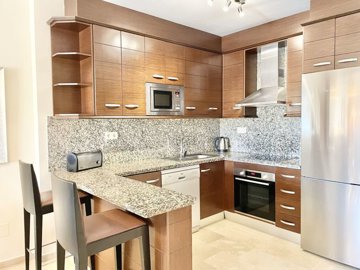 12-9d2414e6554ff283a7dbb3894364f2bd