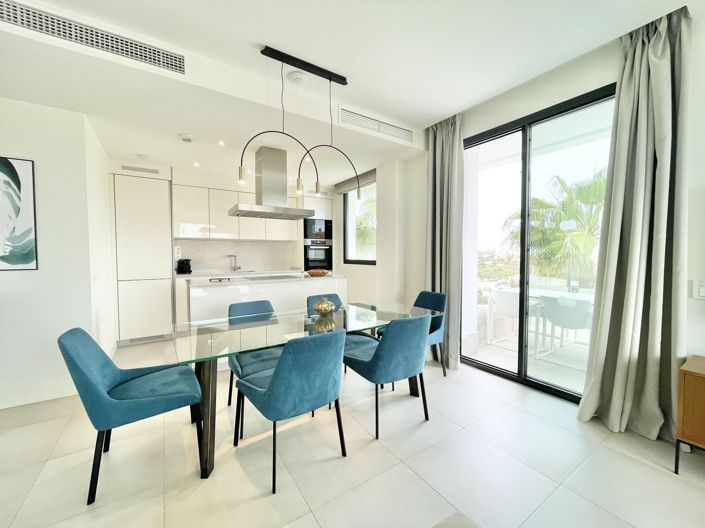 Image No.8-2 Bed Apartment for sale