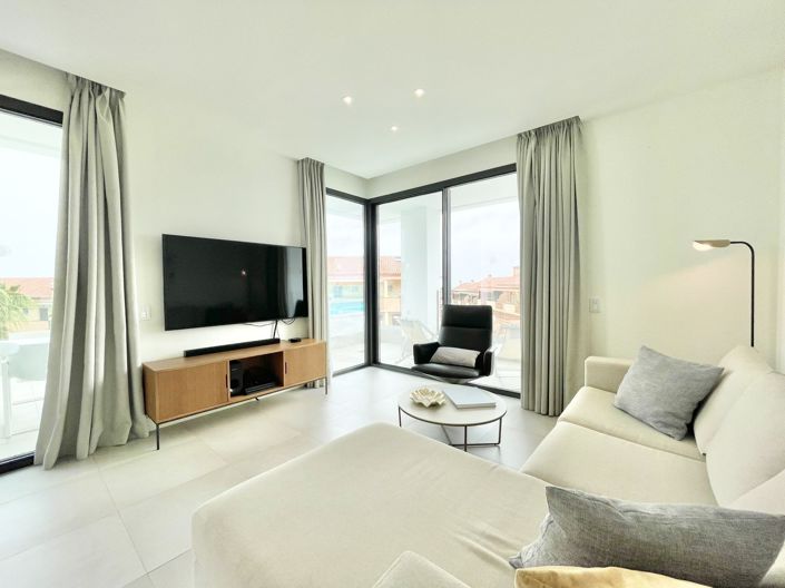 Image No.10-2 Bed Apartment for sale