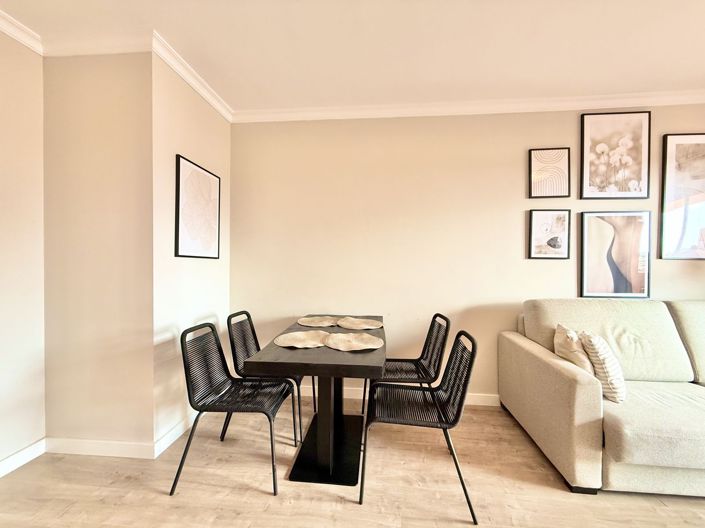 Image No.3-Appartement de 2 chambres à vendre à Benahavis