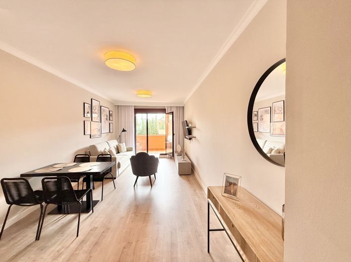 Image No.5-Appartement de 2 chambres à vendre à Benahavis