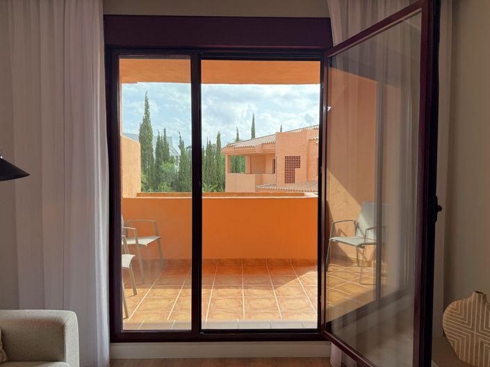 Image No.6-Appartement de 2 chambres à vendre à Benahavis