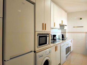 12-9d2414e6554ff283a7dbb3894364f2bd