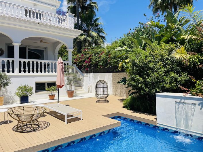 Image No.1-5 Bed House for sale