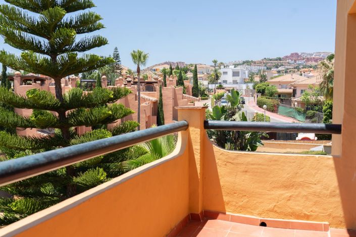 Image No.4-3 Bed House for sale