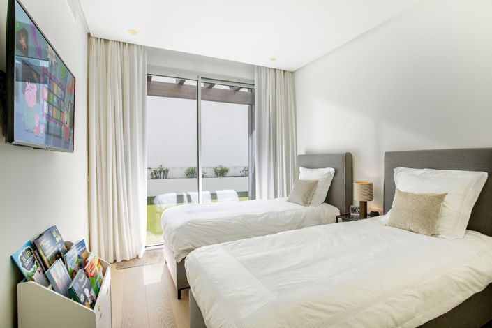 Image No.13-3 Bed Apartment for sale