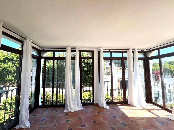 Image No.2-Appartement de 2 chambres à vendre à El Paraiso