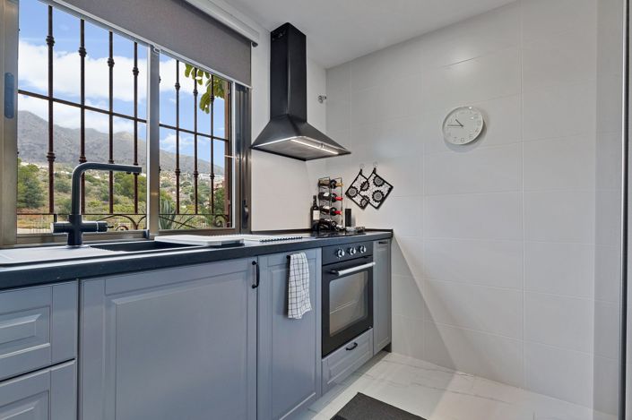 Image No.9-2 Bed Apartment for sale