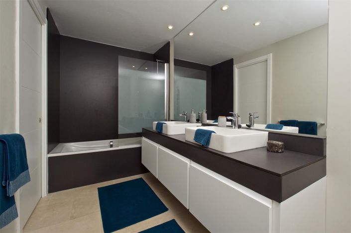 Image No.13-2 Bed Apartment for sale