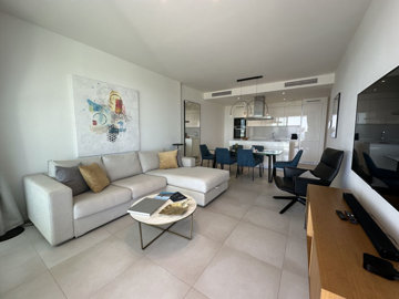 10-bb915d1cb19341576dcdc994b81ab9c5