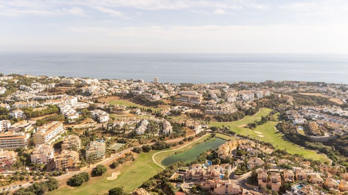 Image No.14-3 Bed Apartment for sale