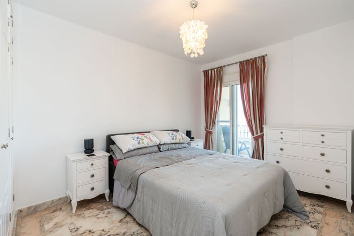 Image No.8-3 Bed Apartment for sale