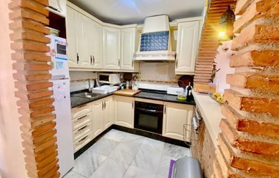 4-498bdfab4a7fcf25df40c2176acd63a0