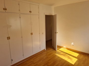 12-9d2414e6554ff283a7dbb3894364f2bd