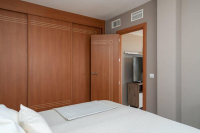 8-486e0113f924038db3f76992aac3bb44