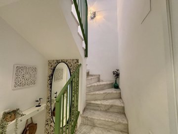 49-66cd56c00680d32fb1c52e368a15d4f4