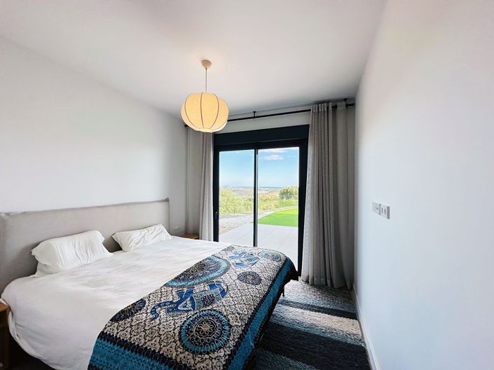 Image No.10-3 Bed Apartment for sale