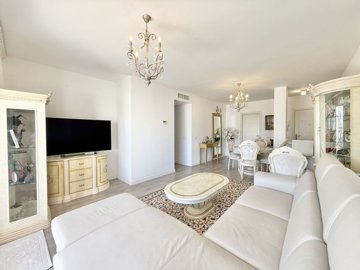 12-9d2414e6554ff283a7dbb3894364f2bd