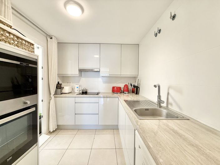 Image No.14-3 Bed Apartment for sale