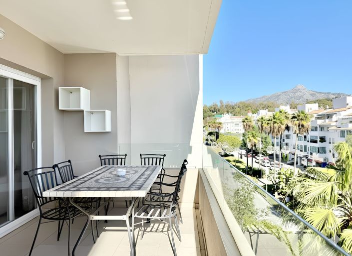 Image No.2-3 Bed Apartment for sale