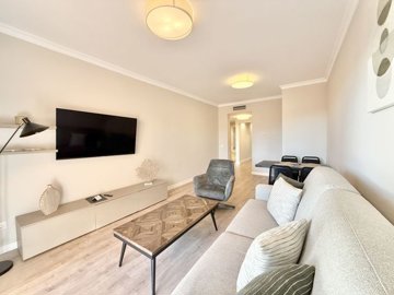 10-75bef5f12e72a6d65f05a48dacffbe42