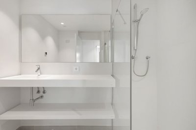 15-e65d437abef3cdae9b514eeeb695a8b9