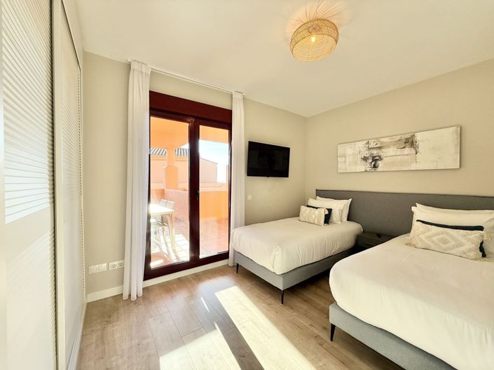 Image No.14-3 Bed Apartment for sale