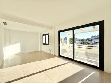 4-498bdfab4a7fcf25df40c2176acd63a0