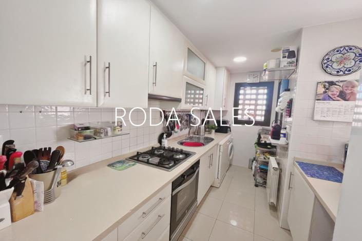 Image No.2-3 Bed Apartment for sale