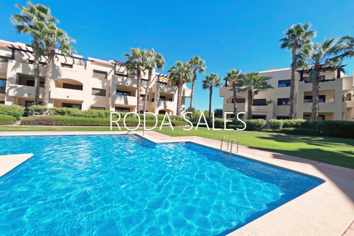 Image No.24-3 Bed Apartment for sale