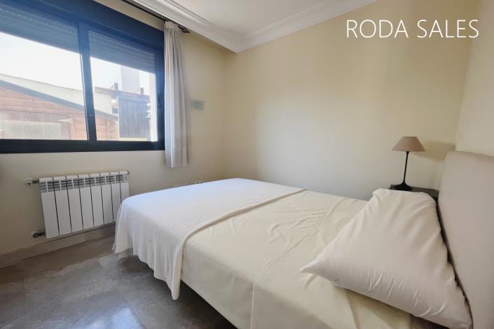 Image No.13-3 Bed Villa / Detached for sale