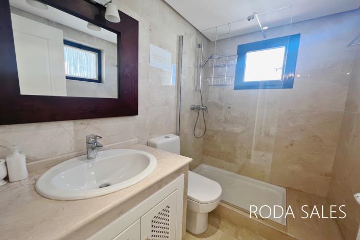 Image No.22-3 Bed Villa / Detached for sale