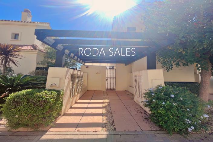 Image No.4-3 Bed Villa / Detached for sale