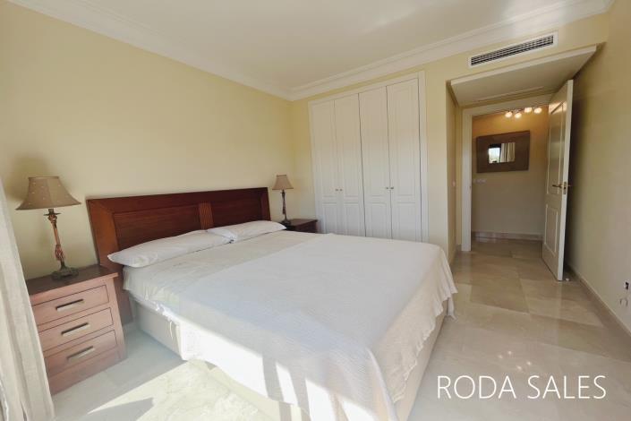 Image No.19-3 Bed Villa / Detached for sale