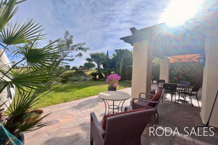 Image No.40-3 Bed Villa / Detached for sale