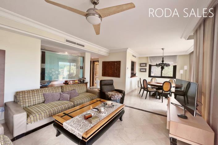 Image No.14-3 Bed Villa / Detached for sale