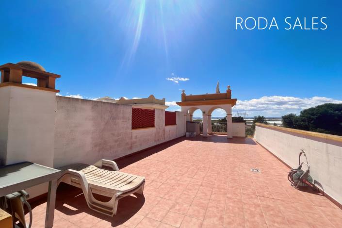 Image No.1-3 Bed Penthouse for sale