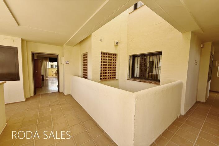 Image No.3-Appartement de 2 chambres à vendre à Roda Golf