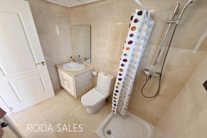 Image No.4-2 Bed Townhouse for sale